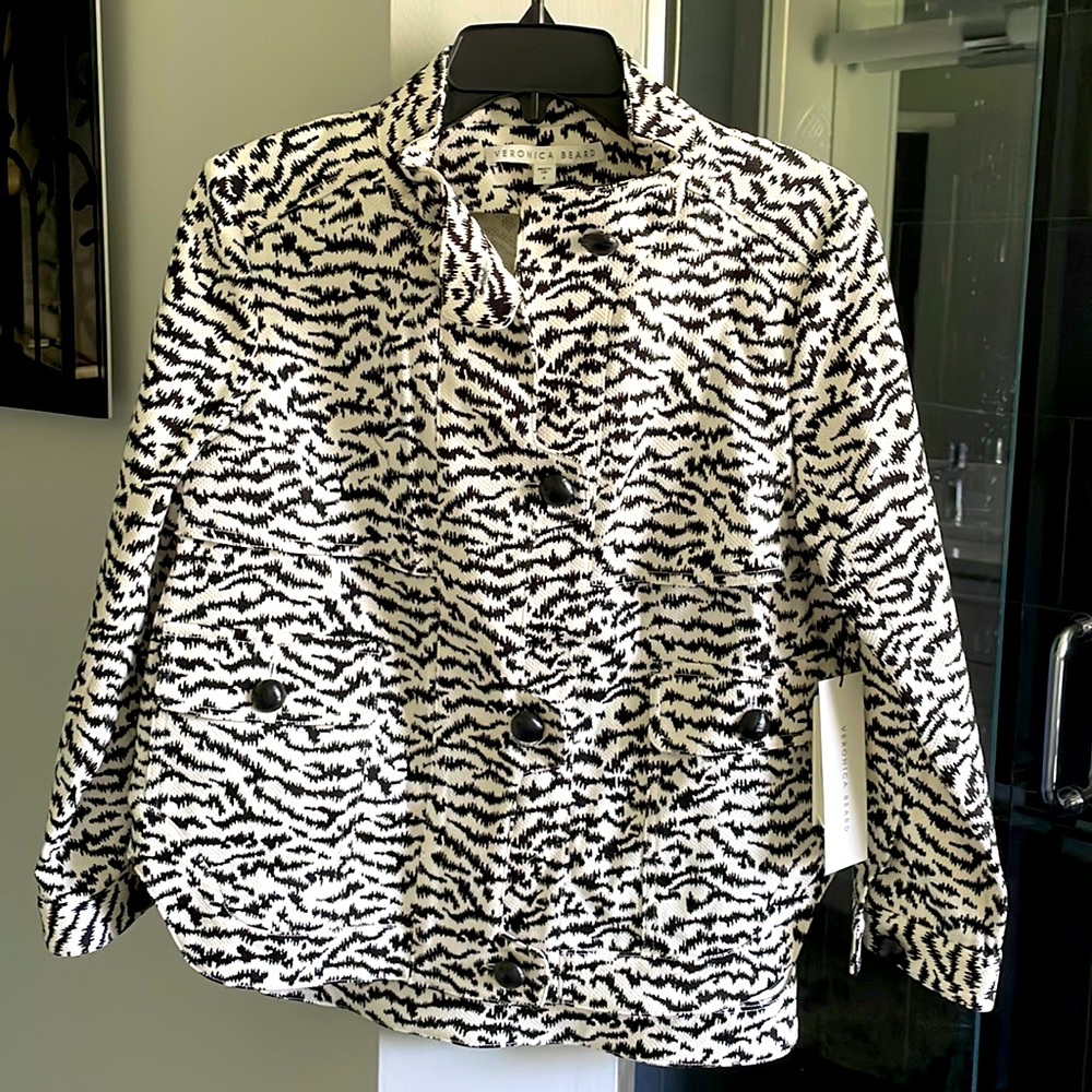 NWT Veronica Beard tab front A line tiger print jacket